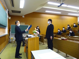 溶接学会九州支部優秀学生表彰.jpg 溶接学会九州支部優秀学生表彰.jpg