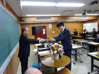 機械学会優秀学生表彰.jpg 機械学会優秀学生表彰.jpg