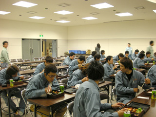 昼食 昼食