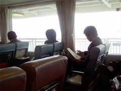 フェリー内 フェリー内