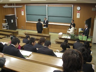 授与式の様子2 授与式の様子2