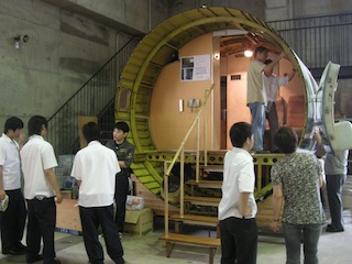 YS-11機体胴体見学 YS-11機体胴体見学
