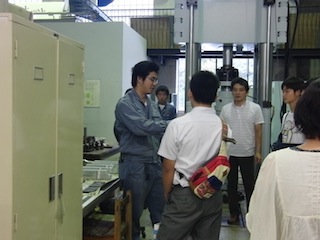 疲労試験機1 疲労試験機1